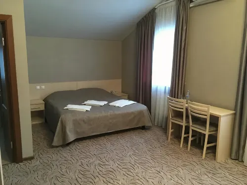 Tveritsyi Hotel