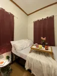 Jala Jala Casita Blanca Tiny House and Farm Stay with Mountain View and Pool