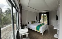 Roman Resort Phu Quy - Đao Phu Quy, Binh Thuan - parcheggio