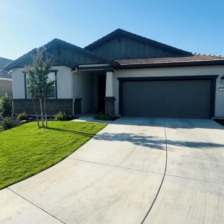 Private 4BR Retreat with Hot Tub, bbq, outdoor tv near Thunder Valley
