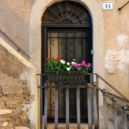 La Corte di GreSi - Holiday home in the heart of medieval Tivoli