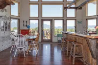 Breathtakingly charming 4-bedroom house with WiFi in Charlo. - 4-Star