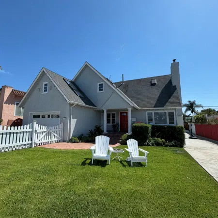 Family-friendly summer vacation home with big hot tub 2 blocks from beach.