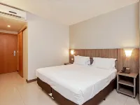 Hotel Slim Curitiba Avenida das Torres Hotéis em Curitiba