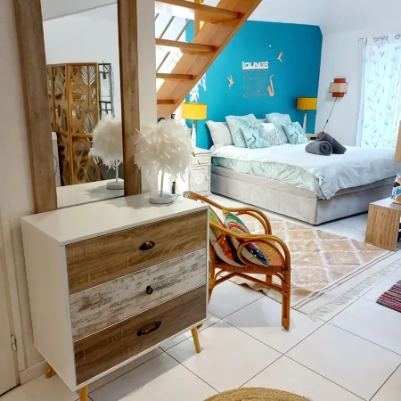 Coup de Coeur-Trés bel Appartement avec Terrasse sur le PORT de ST Goustan-Auray