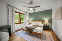 New River Gorge Retreat • Hot Tub • Game Room  • Near Fayetteville