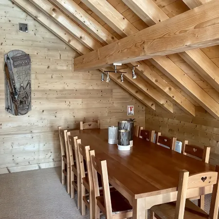 Luxury chalet 160 m2 for 10 people, shuttle bus at 50m, 3mn from the lifts