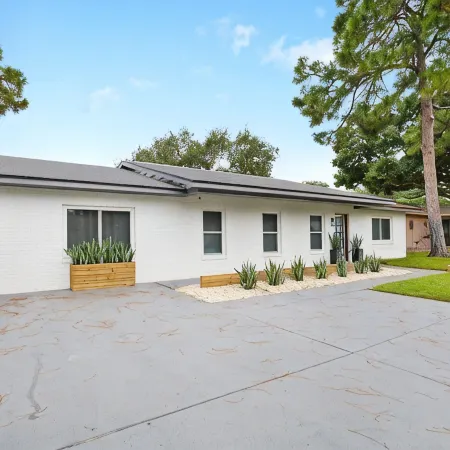 Luxury Oasis w/ Private Pool - 5-Minutes to Beach