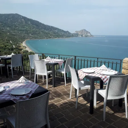 Dea Del Borgo Holiday House sea view CIN IT082027B4VB8Z7KR4