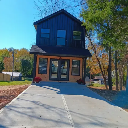 Charming 2-bedroom lodge with WiFi, AC in beautiful Somerset