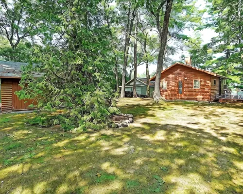 Classic Maine Cabin, Private Waterfront Easy Access to Nearby Amenities Hotels in Windham