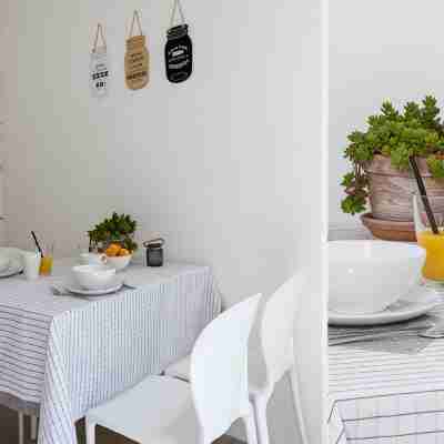 New trendy & modern apartment 100m from the beach & Old Town - Ploce area Dining/Meeting Rooms