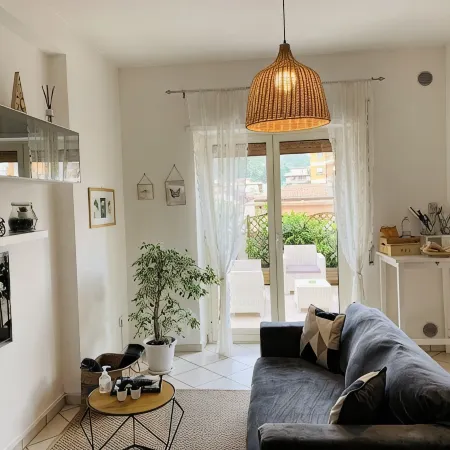 NEW BEAUTIFUL APARTMENT WITH LARGE TERRACE- A CASA DI CAROLINA
