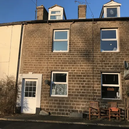Quirky Cottage in The Heart Of The Yorkshire Dales. Great reviews. Book early