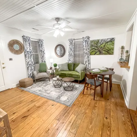 Cheerful tiny home by the Bay