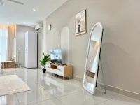 JB Town | Twin Galaxy Studio|2 Pax|Couple - Pool