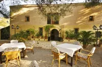 Finca Hotel Rural Predio Son Serra Hotels in 