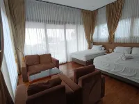 Villa HMD Ξενοδοχεία στην πόλη Trawas