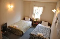Shirahama Onsen Pension Pocket - 2-Star