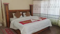 London House Resort