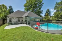 Jacuzzi Tub-Walk to Dining & Shopping-Garage Parking - Jacuzzi