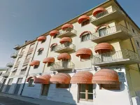 Albergo Cantiani Hôtels à : Ancône