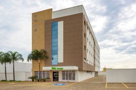 Golden Tower Express Araraquara by Fênix Hotéis