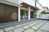 Pesona Merapi Syariah Guesthouse Kaliurang RedPartner Hotels in Ngaglik