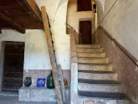 independent apartment on the second floor of a historic house in Monticello - Homestays
