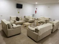 Albergue O Trisquel - Hostels