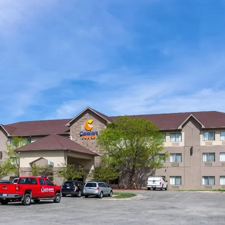 Comfort Suites Omaha East-Council Bluffs