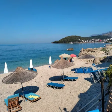 Magic Ionian Apartments & Rooms