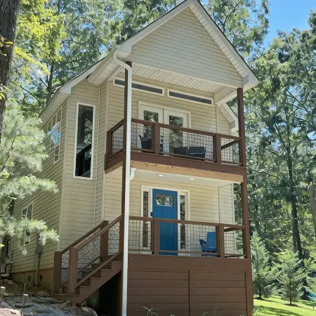 Charm of a Tree House. Comforts of Home.