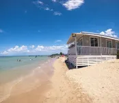 Deymar Front Beach House - Beach