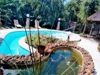 Shametu River Lodge - Pools
