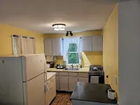 Cozy 2-bedroom cabin in charming Shandaken with WiFi, AC - Hytter