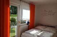 Uns Huus Maike quiet, cozy vacation apartment on the Wohlenberger Wiek
