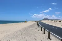 Privilege Bay- Villa Eesha-sea view and natural park view. Beach front location.