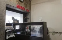 Hotel Confirm Inn Kota - ห้องครัว