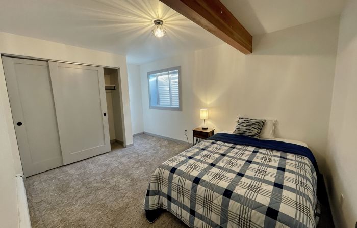 Peaceful home in Basalt.  20 mins to Aspen and skiing. Walk to restaurants