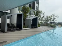 Upton | Near Timberland medical, Aeon by HopeHome - Infinity Pools