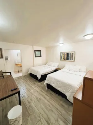 Sawmill Lodges Motel のホテル