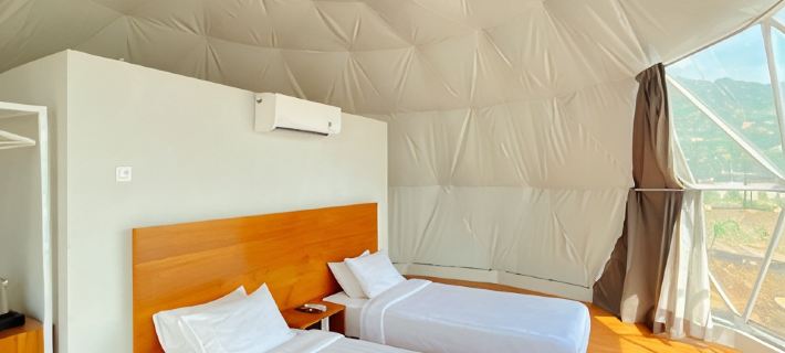 Lenirra Villa & Resto Hotels in Bogor