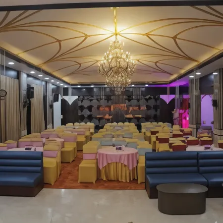 The Emerald Hotel & Siya Milan Banquets