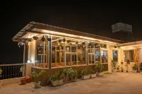 Shining Hills by Lawrence Hotels