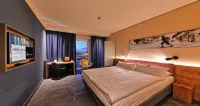 Best Western Hotel the K Munich Unterfoehring - parking