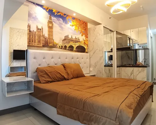 Anderson by Miracle Hotels near Pakuwon Mall