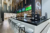 โรงแรม Real Inn Tijuana โดย Camino Real Hotels - ที่มีบาร์