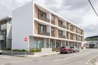 Petone Two Bedroom Apartment with Private Balcony - balcony