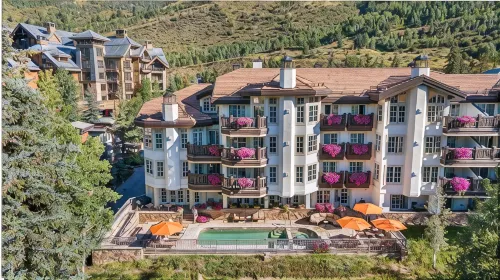 Best PENTHOUSE in Vail Village - FREE Breakfast & Parking - อ่างจากุชชี่